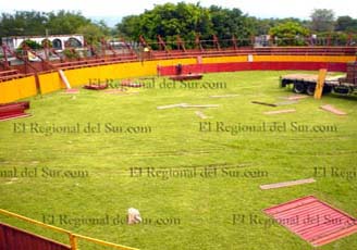 Avances-Plaza-de-Toros-Ahuacatlan