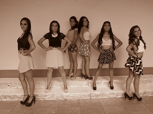 De Izq. a Der.: Belen, Irania, Lucero, Brigit, Kenia y Nora Lizeth.