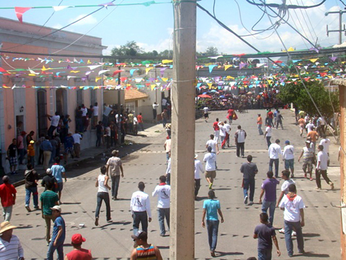 Ahuacatlanada atrajo a miles de aficionados