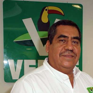 Gana adeptos Álvaro Peña en Ixtlán