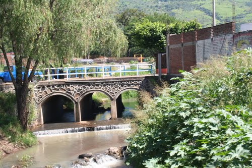Inicia limpieza del Río Chiquito