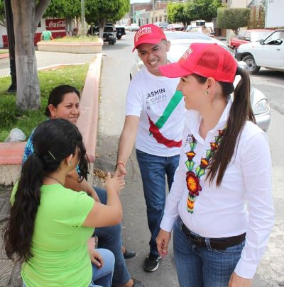 ¡Va bien Jasmine!: Carlos Carrillo R.