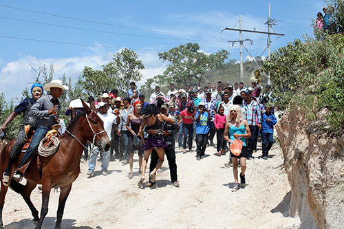Reviven fiestas patronales de San Antonio