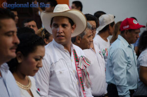 El presidente Mario Villarreal, durante el rompimiento de la Feria del Elote 2014 | Foto: Panorama - Regional © DR. CLICK PARA AMPLIARLA