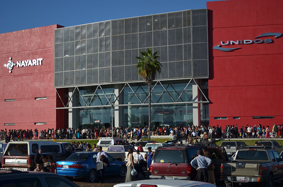 Excelente organización de los testigos de Jehová en Auditorio de la Gente