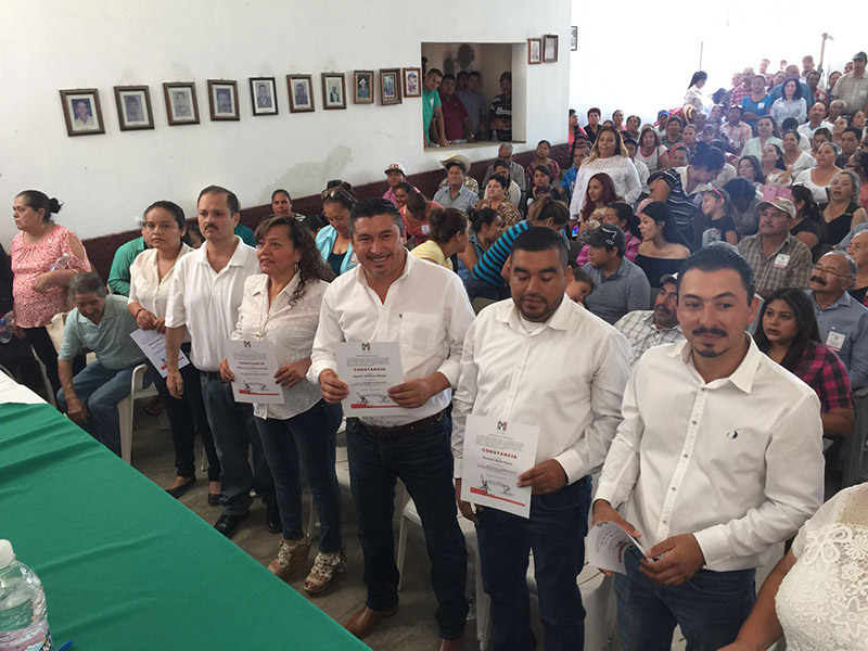 La Convención de Delegados del PRI en Ahuacatlán ratifica a sus candidatos