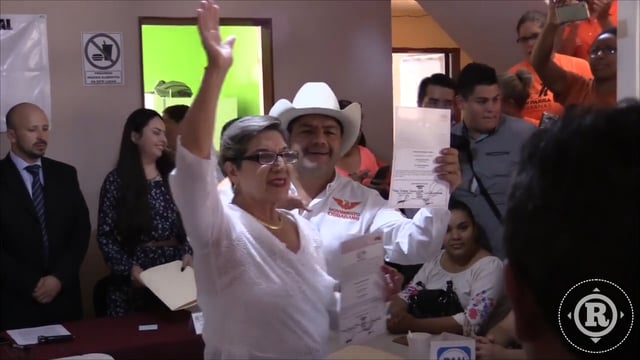 Recibe “El Charranas” constancia como presidente electo de Ixtlán