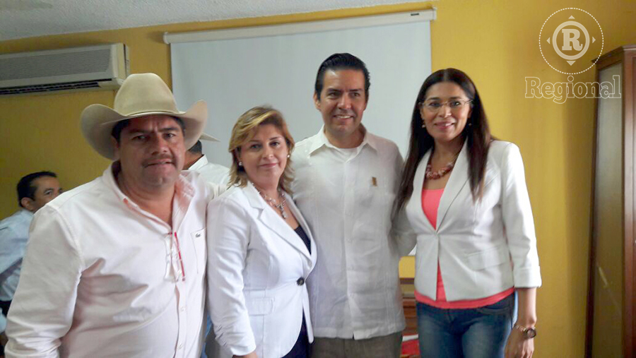 Entrega Pepe Alvarado su último informe de gobierno