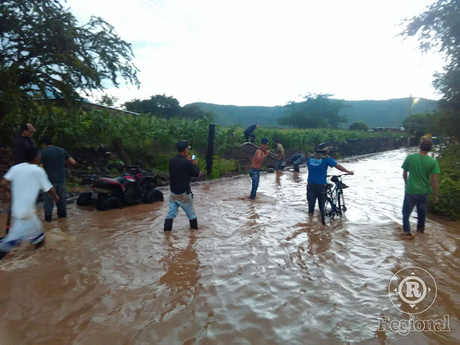 Zoatlán nuevamente anegado por lluvias torrenciales