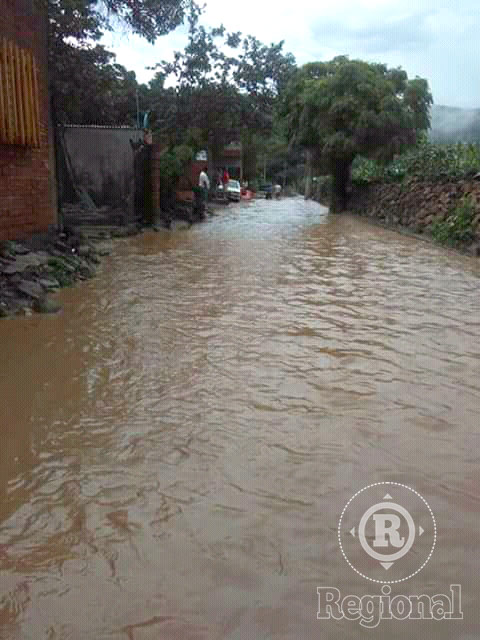 Zoatlán nuevamente anegado por lluvias torrenciales