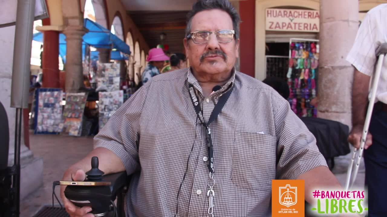 Gobierno de Ixtlán promueve plan “Banquetas libres”