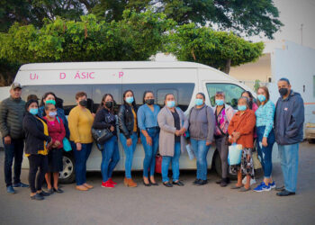 Previenen a mujeres de Ixtlán contra el cáncer de mama