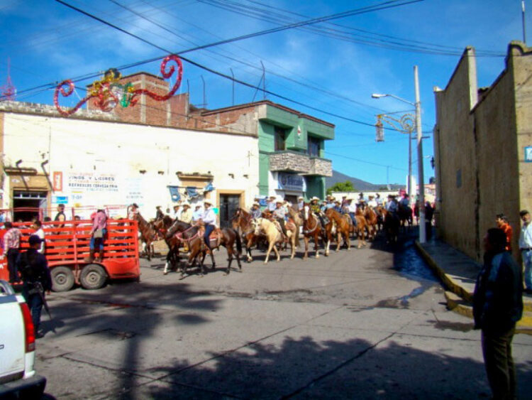 Afinan detalles para Cabalgata de Ahuacatlán, este 26 de diciembre