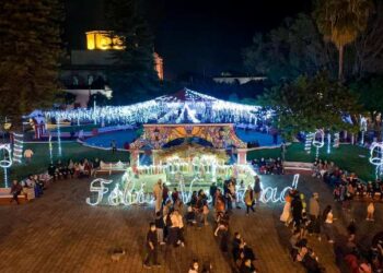 El espíritu de La Navidad se sintió en Jala con el encendido de luces 