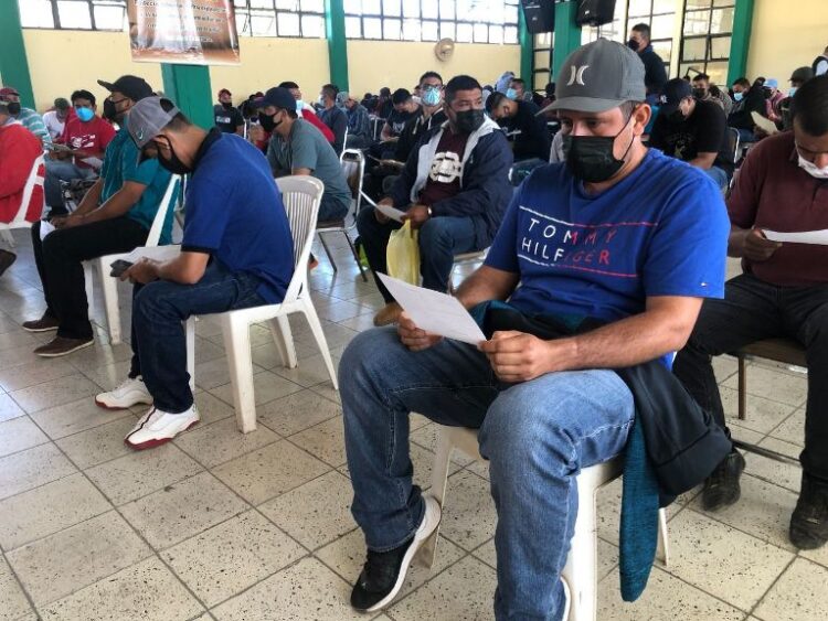 Respalda Gobierno del Estado a nayaritas para laborar en Canadá