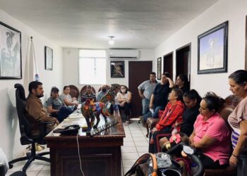 Da a conocer Rafa Sandoval calendario de actividades navideñas