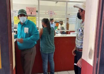 Gobierno de Ahuacatlán ofrece descuentos del predial