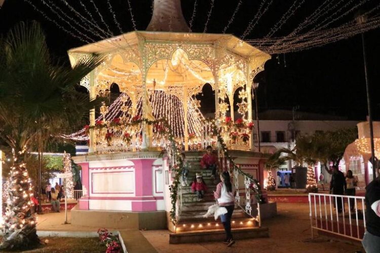 Gobierno de Ixtlán reparte Rosca de Reyes directamente en los hogares