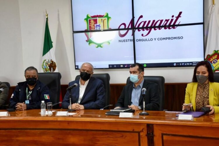 Pago puntual de impuestos permitirá mejores resultados a nayaritas: Julio López Ruelas