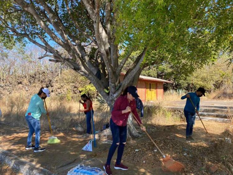 Gobierno de Ahuacatlán va por rescate del Parador Turístico El Ceboruco