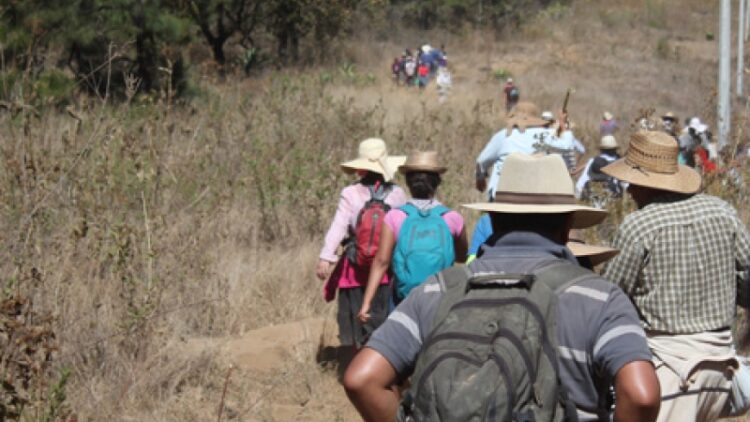 Gobierno de Ahuacatlán refrenda su apoyo a peregrinos de Talpa