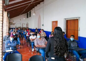 Continúa SECTUR impartiendo cursos a prestadores de servicios, en Jala