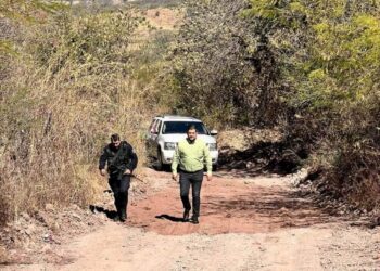 Inicia rehabilitación de camino Jesús María a El Platanar en Amatlán