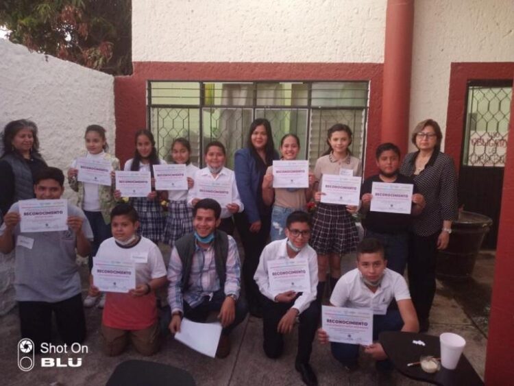 Alondra Zepeda representará a Ahuacatlán en Concurso Estatal de Niño Difusor