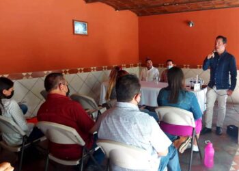 Imparte ITAI taller a servidores públicos de Ahuacatlán