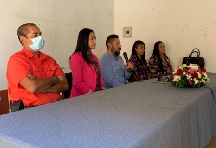 Incendios de pastizales y forestales traen en jaque al gobierno de Jala