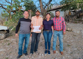 Entrega Elsa Nayeli nombramientos a jueces auxiliares y CACs de zona rural 