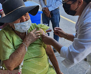 Las enfermeras del ISSSTE tienen “mano blandita”