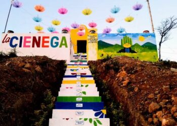 Piden Central de Maquinaria y Hospital Regional en Ahuacatlán