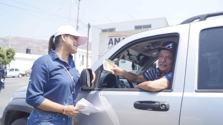 Clubes de motociclistas se unen a campaña de educación vial en Ixtlán