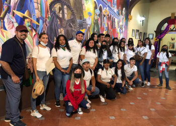 Cálido recibimiento a estudiantes del CECYTEN, en Ixtlán del Río