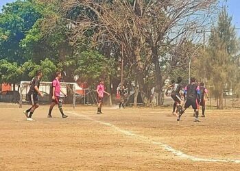 El Salto y 10-2 Chile disputarán la gran final de fútbol de Ahuacatlán