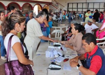 El Club Social y Deportivo del Sur de Nayarit brinda además un servicio social.