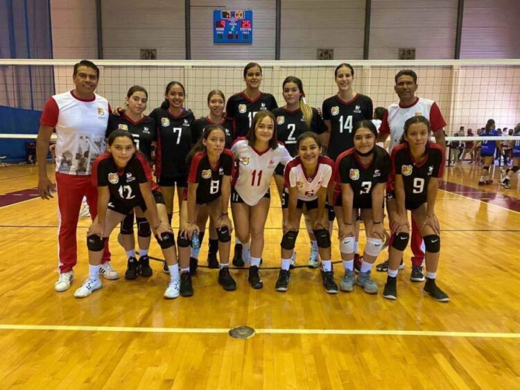 Felicita Elsa a jóvenes por medalla de bronce en juegos de la CONADE