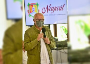 Navarro pide castigo por evasión fiscal a funcionarios desde 2012