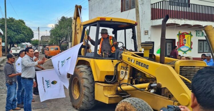 ¡12 millones para La Meseta en empedrados y agua potable!