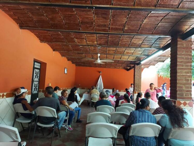 Jornadas de salud en Ahuacatlán dan buenos resultados