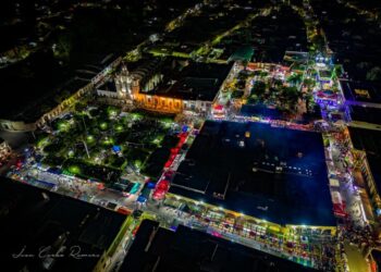 Paisanos de Ahuacatlán regresan a E.U, y a la vida cotidiana