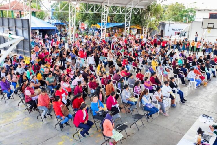 DIF estatal lleva Programa de Alimentación a zonas rurales de Jala