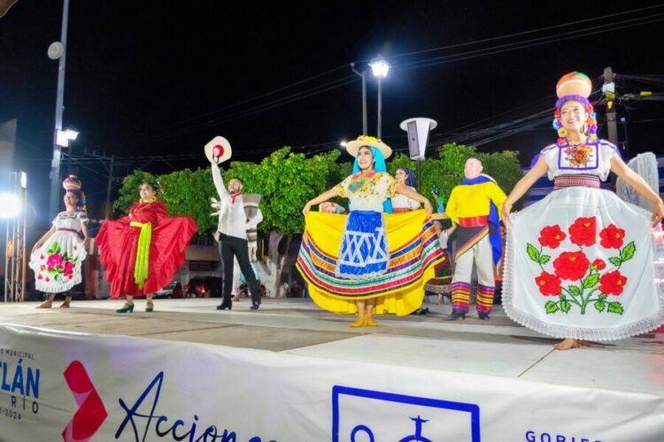 Con evento cultural clausura Elsa Nayeli la Expo Artesanal Oaxaca 