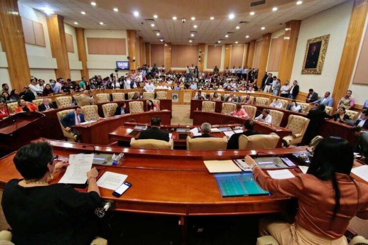 Titulares de SEPEN y Salud son cuestionados por Congreso de Nayarit