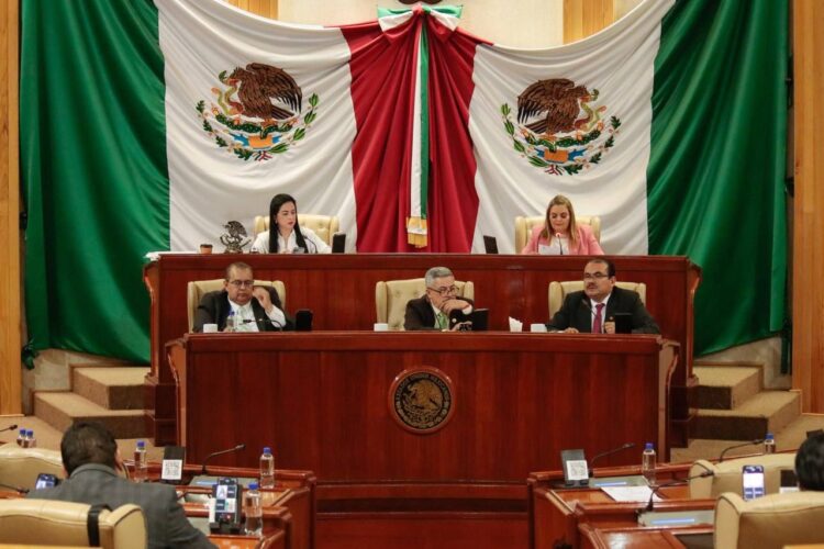 Aprueban diputadas y diputados Ley de Ingresos para Jala y Compostela