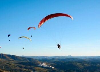Vuelo de parapentes, este 19, 20 y 21 de diciembre en Ahuacatlán y Jala