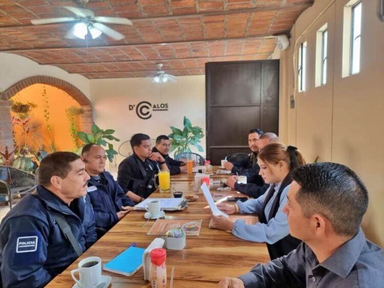 Policía de Ixtlán redobla la seguridad pública en fiestas decembrinas