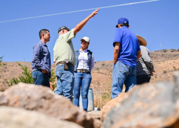 Supervisa Elsa Nayeli obras en proceso de ejecución