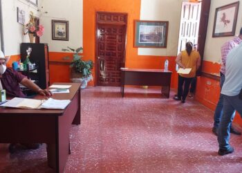 Realizan “ajustes” en la plantilla de funcionarios y trabajadores de la presidencia de Ahuacatlán